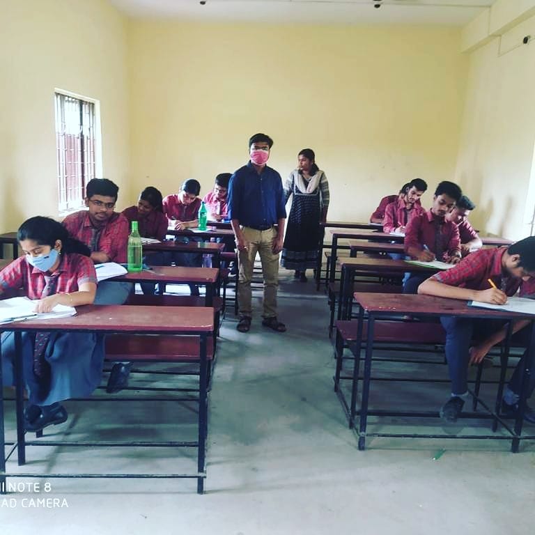 Chakdaha Model School