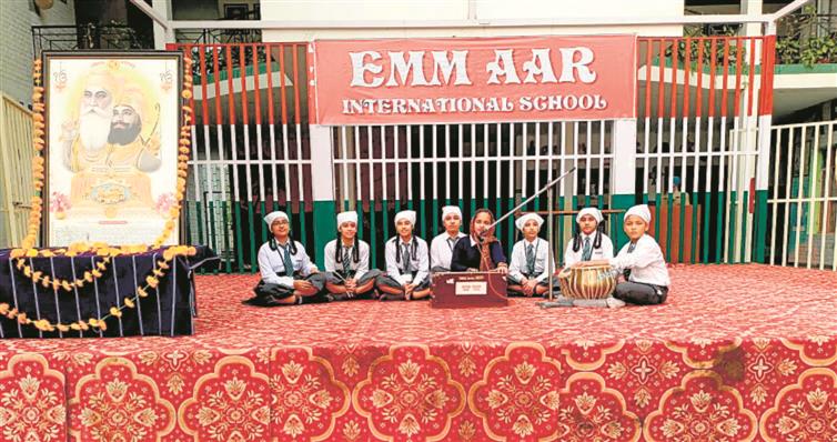 Emm Aar International School