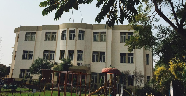 Apeejay School