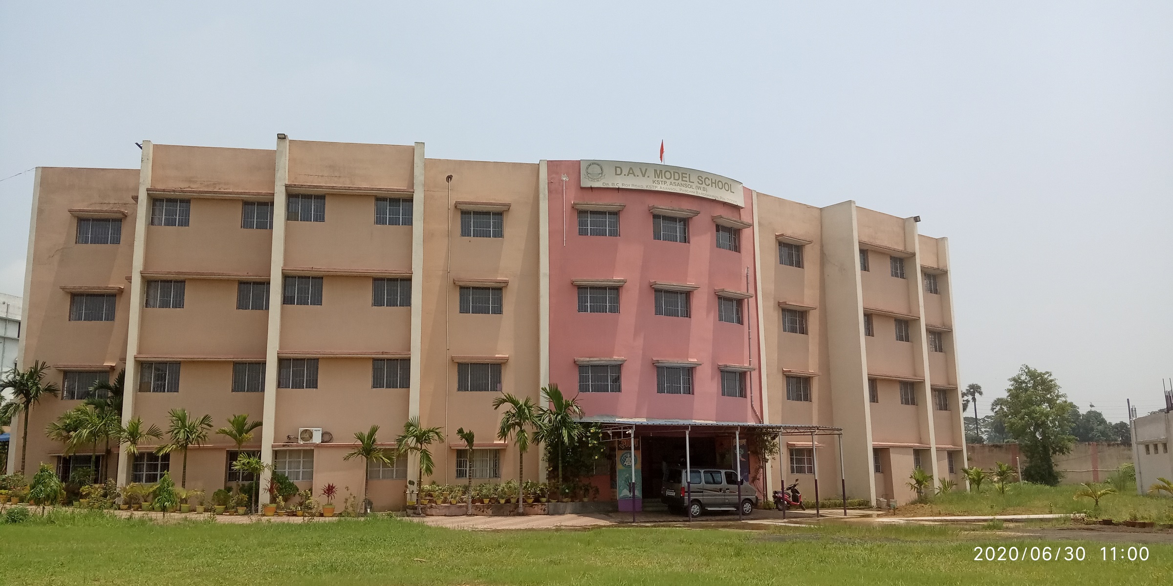 DAV Model School