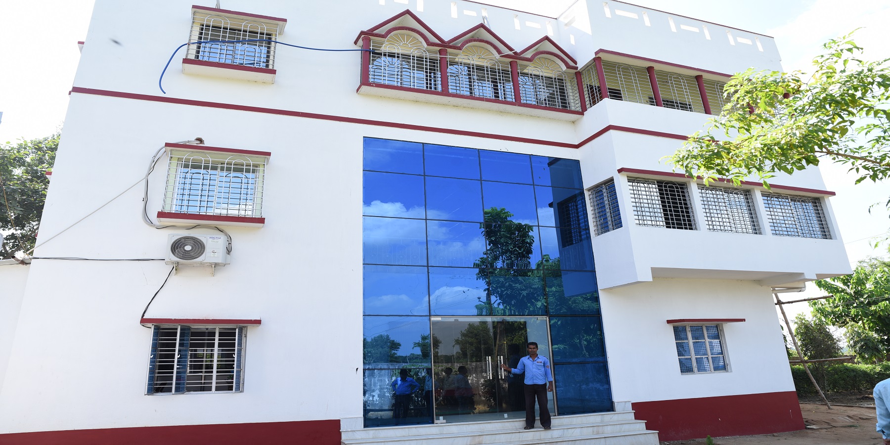 Saraswati Devi Public School