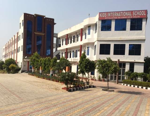 Kids International School