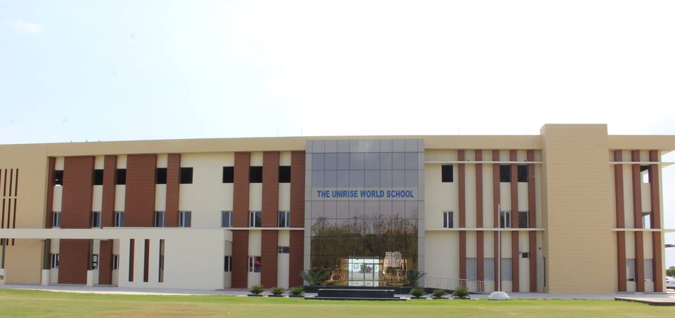 The Unirise World School