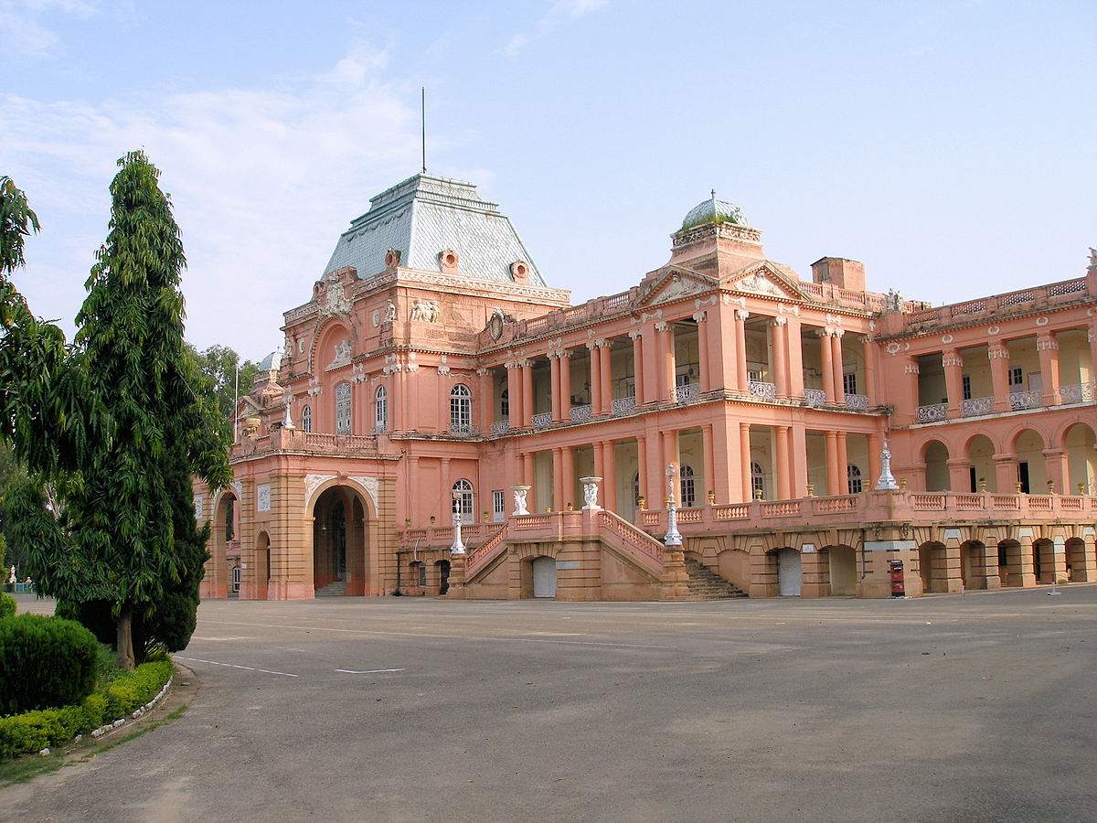 Sainik School