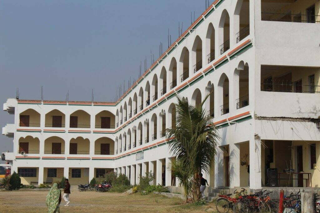 Scottish Central School ( Lalganj )