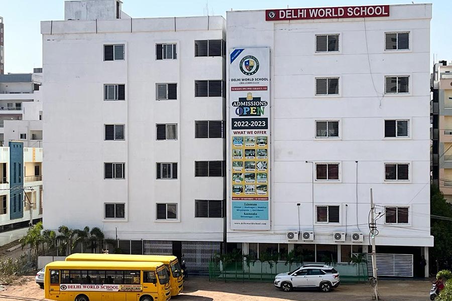 Delhi World School