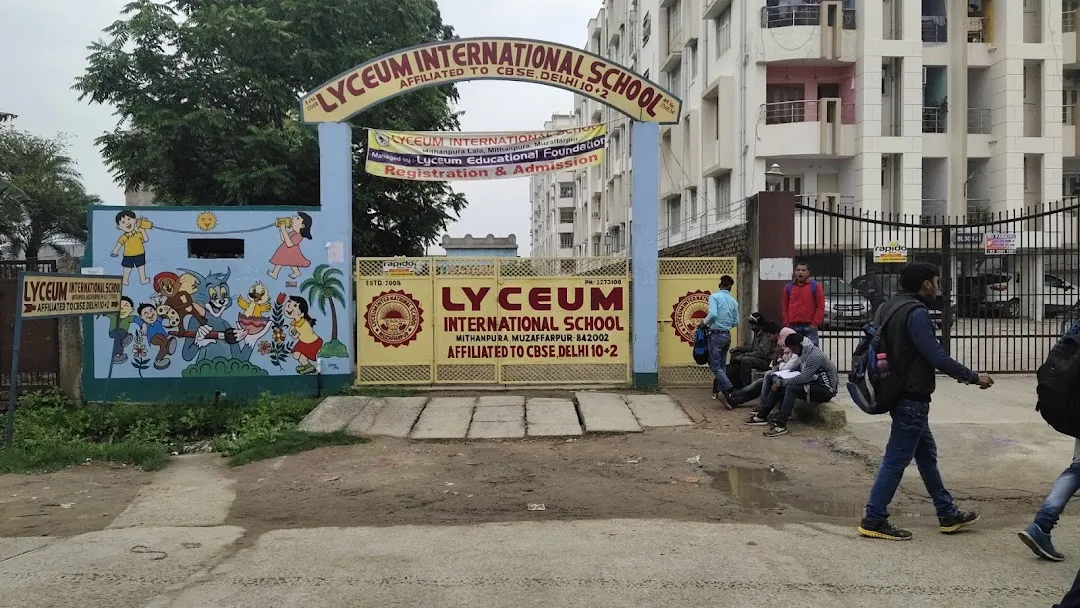 Lyceum International School