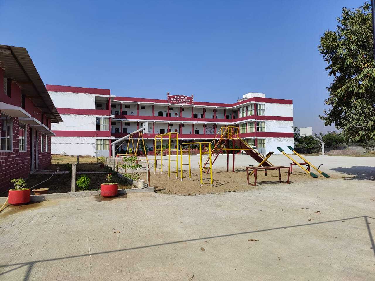 SHRI HARI PUBLIC SCHOOL