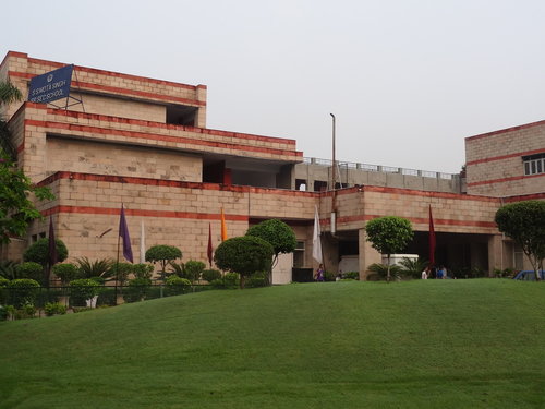 S.S.Mota Singh Model School